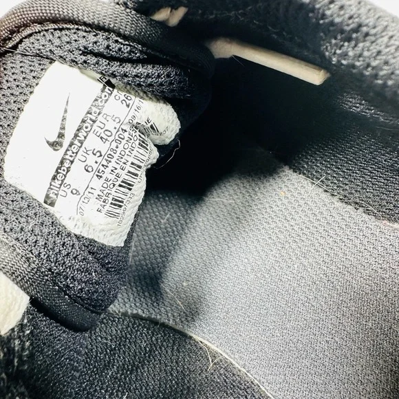 Women’s Nike 454408-004 size 9 - Picture 8 of 8